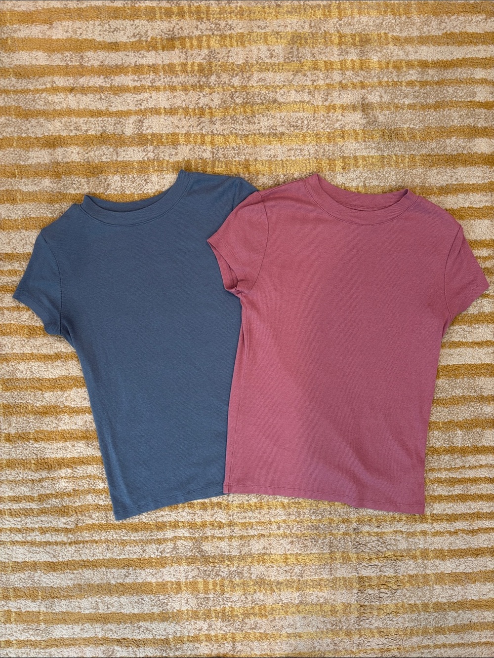 Women’s A New Day Short Sleeve Tee - Blue and Mauve size Medium
